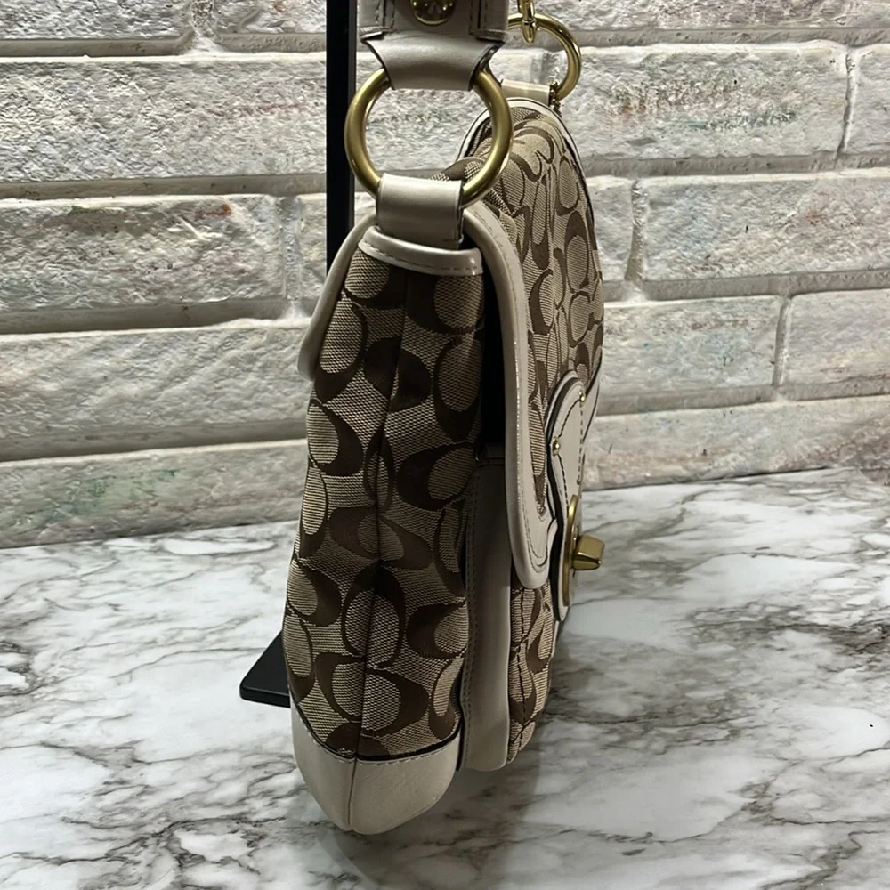 Coach Ltd Ed 65th Legacy White Khaki Sig C Rare and Very Clean. - Picture 5 of 16